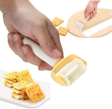 Load image into Gallery viewer, Pastry Roller Cutter